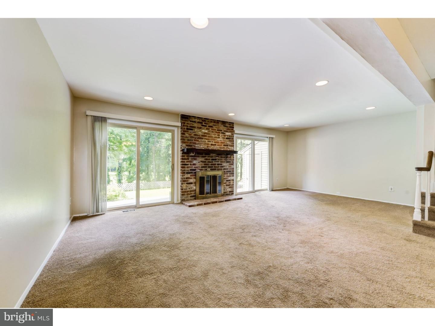 93 Farnwood Road Mount Laurel, NJ 08054 - Photo 7 of 25 Great Room