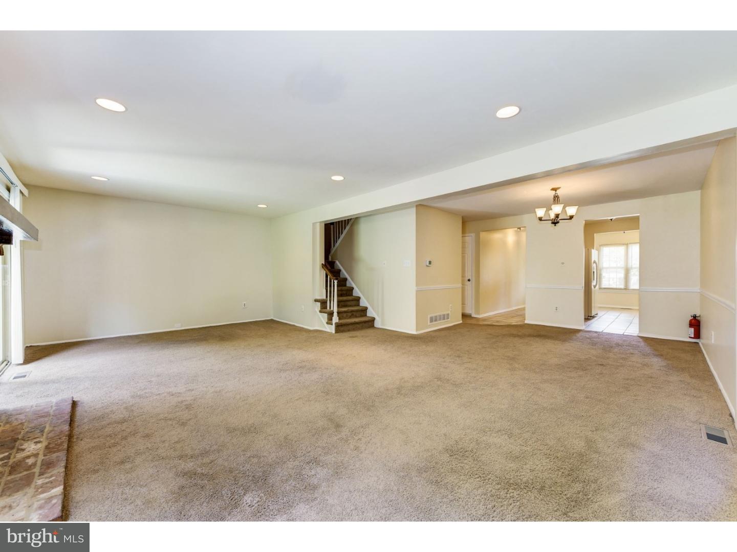 93 Farnwood Road Mount Laurel, NJ 08054 - Photo 9 of 25 Great Room