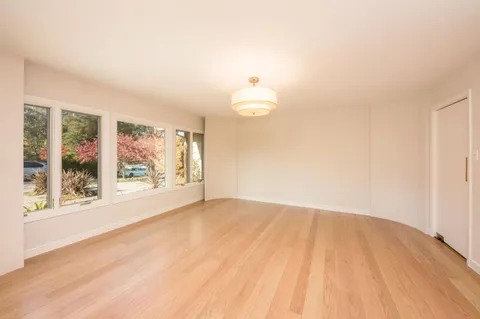 $15,000 | 30 Knightwood Lane, Hillsborough, CA 94010