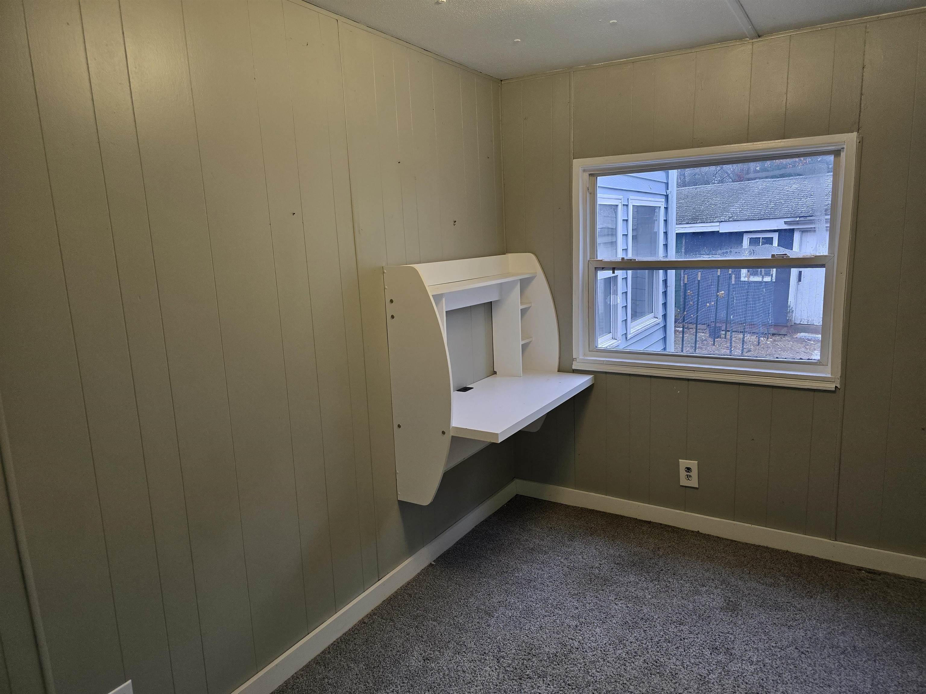 151 Salmon Falls Road Rochester, NH 03868 - Photo 4 of 24 Gallery Image 4