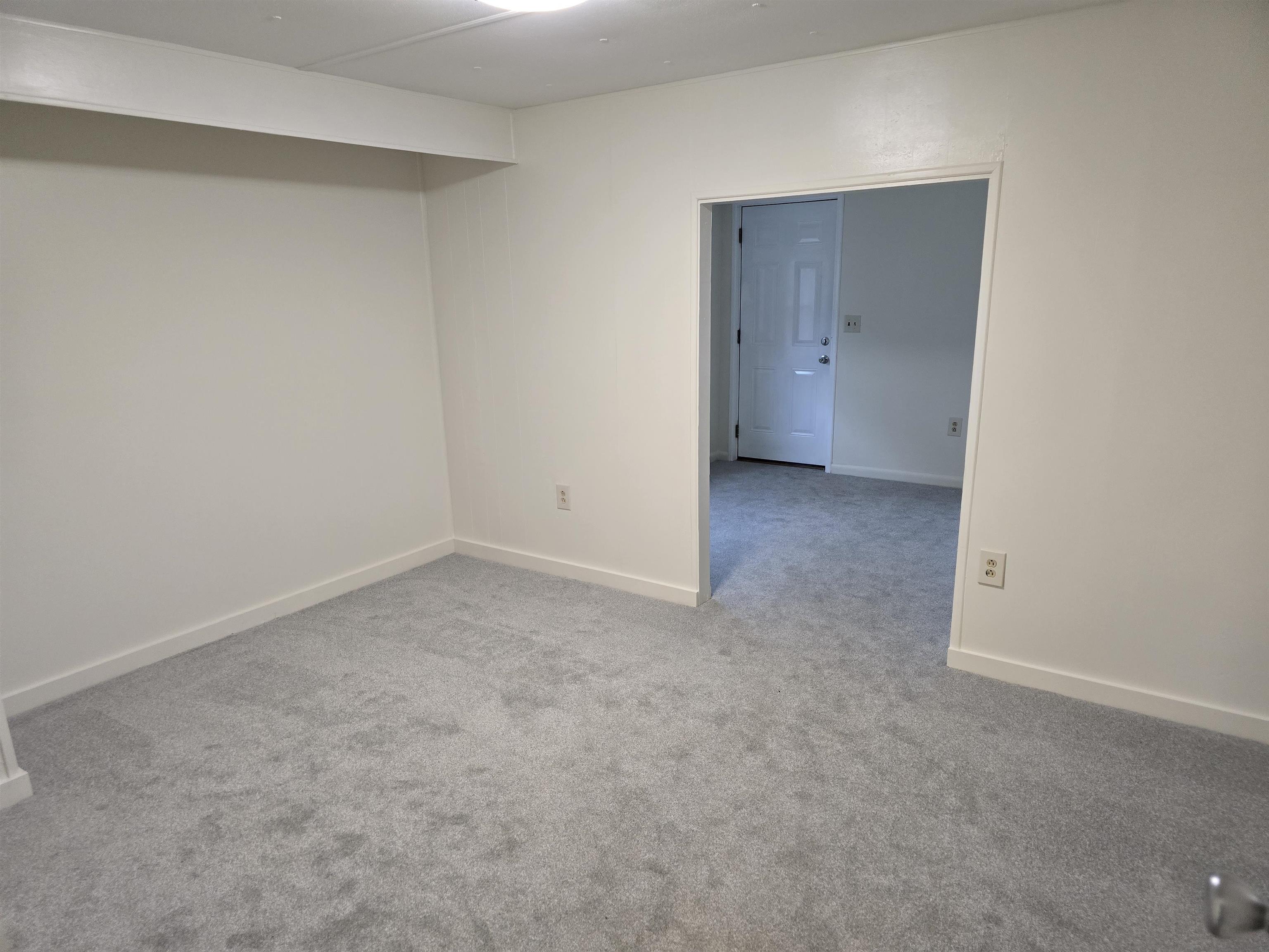 151 Salmon Falls Road Rochester, NH 03868 - Photo 6 of 24 Gallery Image 6