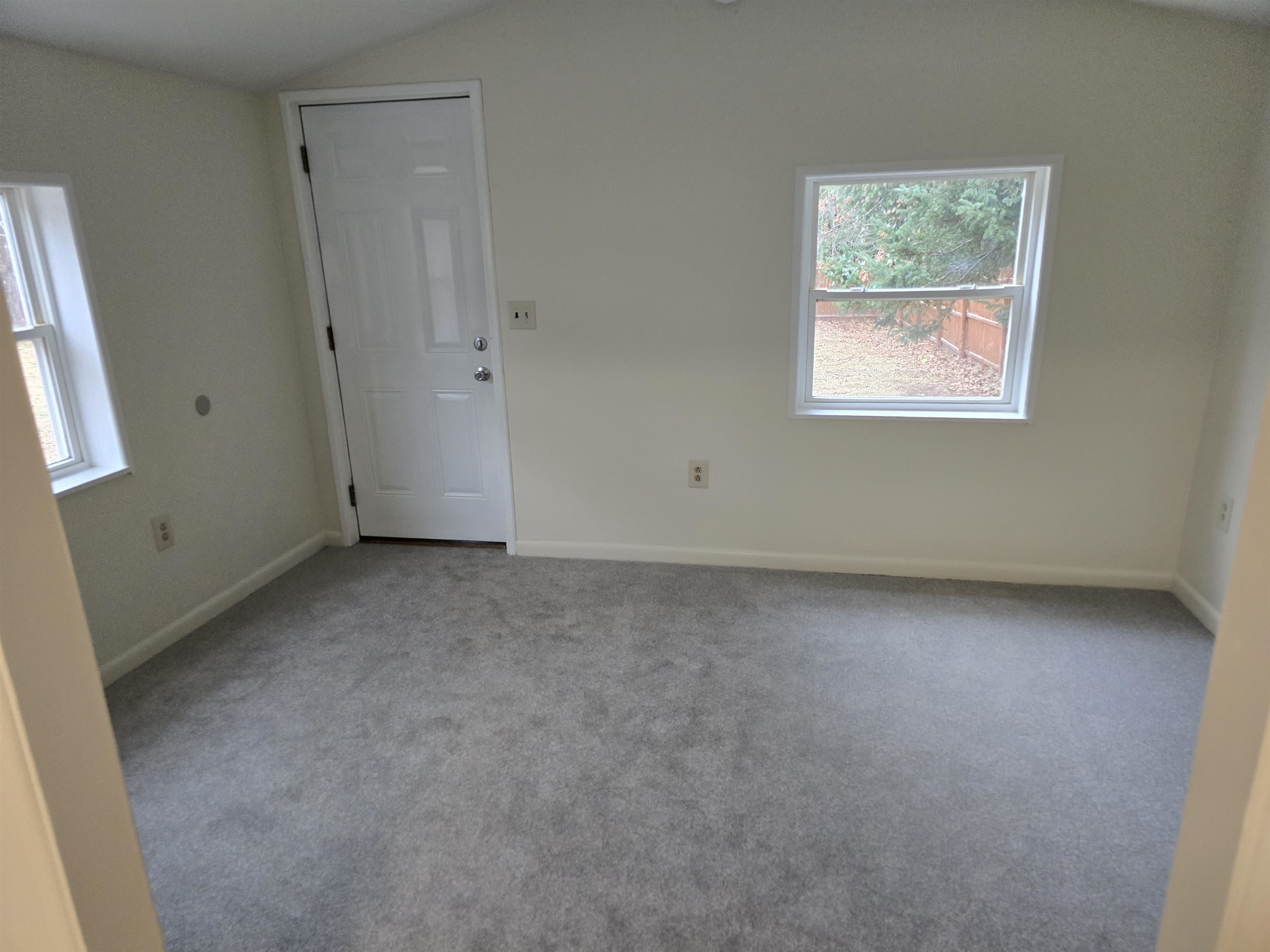 151 Salmon Falls Road Rochester, NH 03868 - Photo 10 of 24 Gallery Image 10