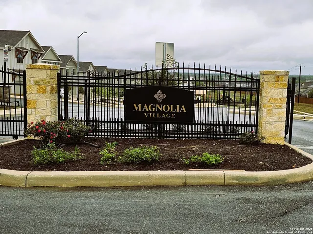 $1,800 | 10203 Tulipwood Run, Unit 101, San Antonio, TX 78252