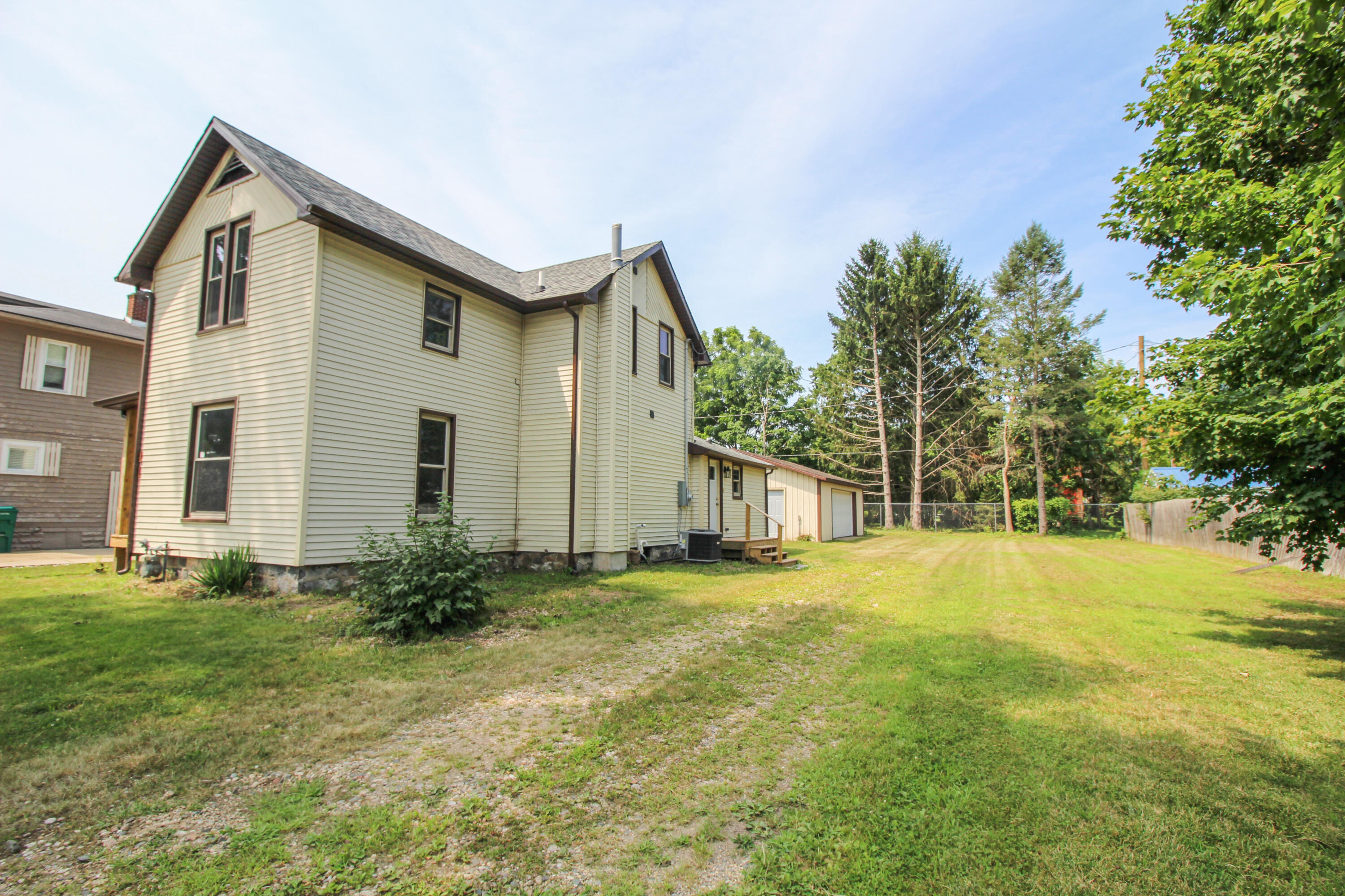 112 North Andrews Street Three Rivers, MI 49093 - Photo 34 of 35 Andrews-10