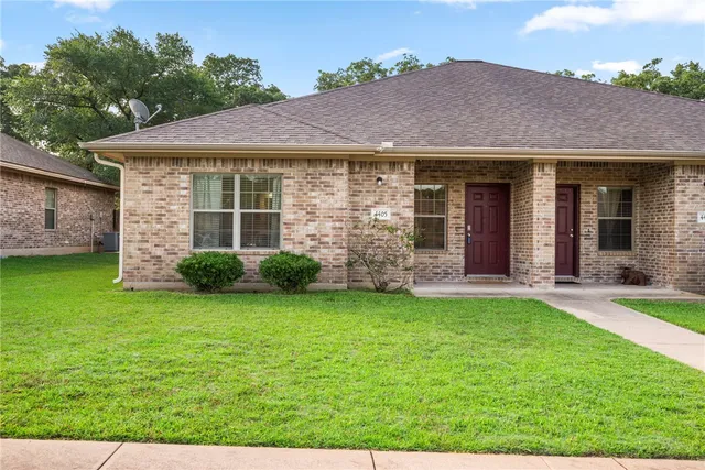 $1,800 | 4407 Reveille Road, College Station, TX 77845