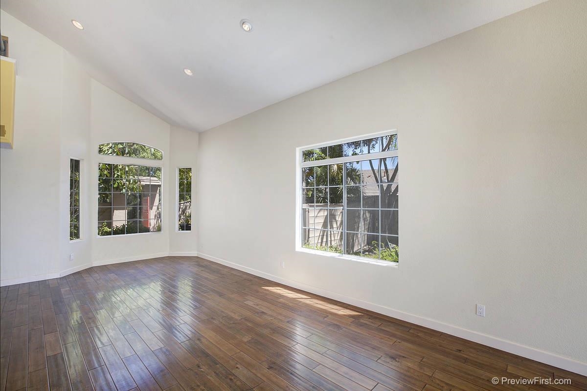 14618 Colony Way Poway, CA 92064 - Photo 12 of 24 Gallery Image 12
