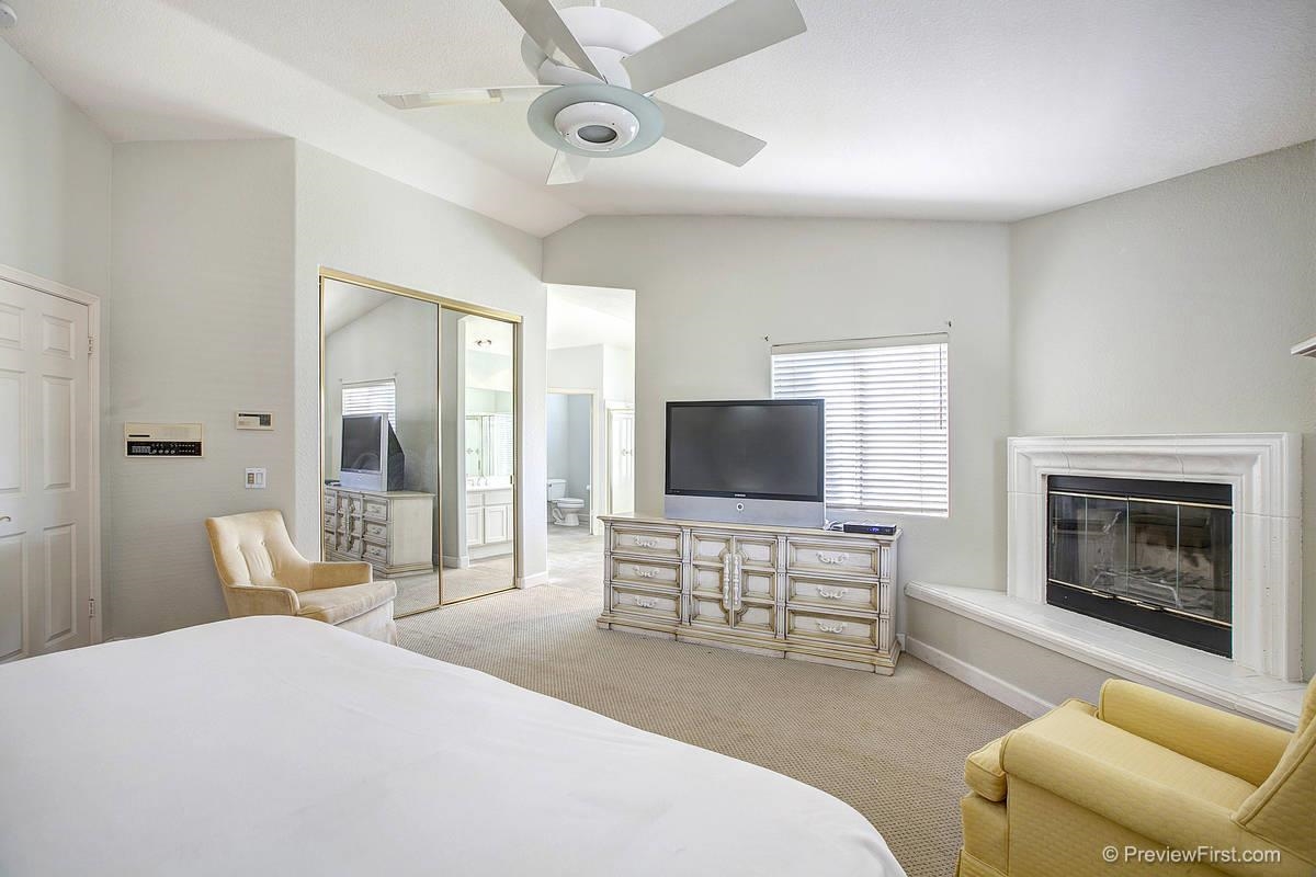 14618 Colony Way Poway, CA 92064 - Photo 14 of 24 Gallery Image 14