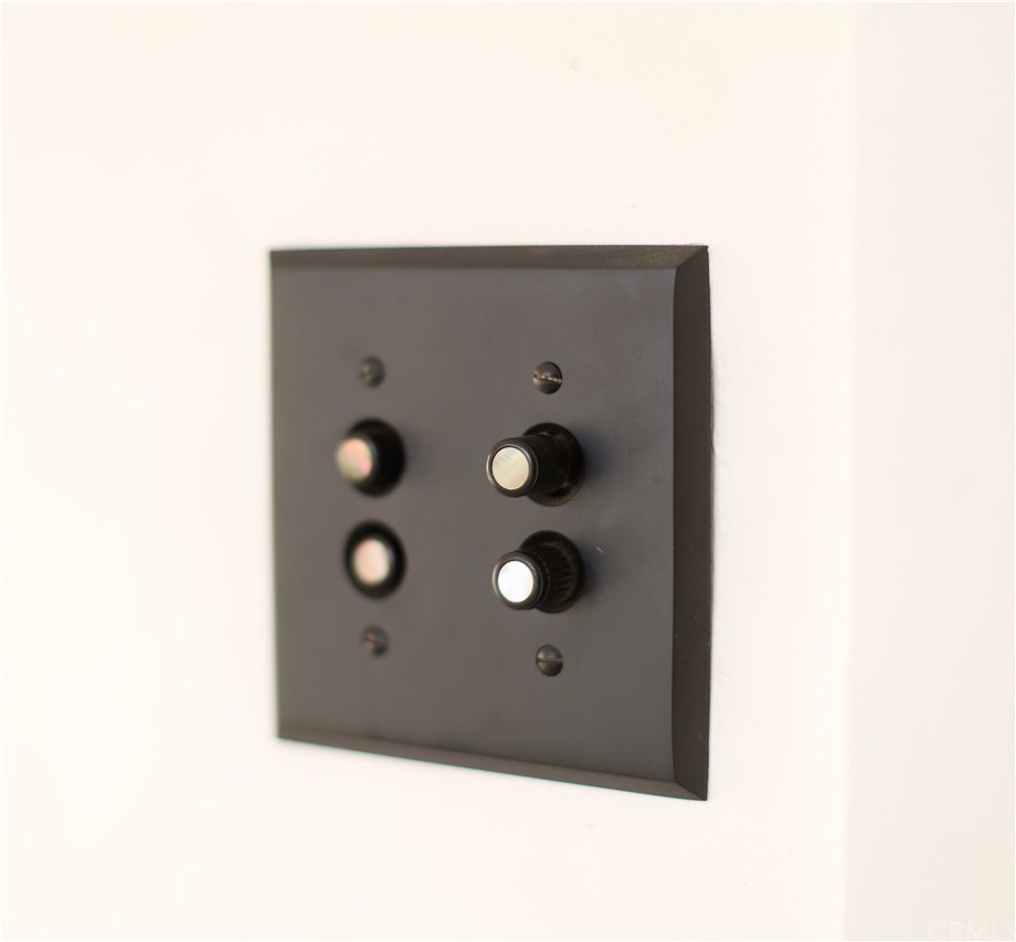 1743 Griffith Park Boulevard Silver Lake, CA 90026 - Photo 20 of 38