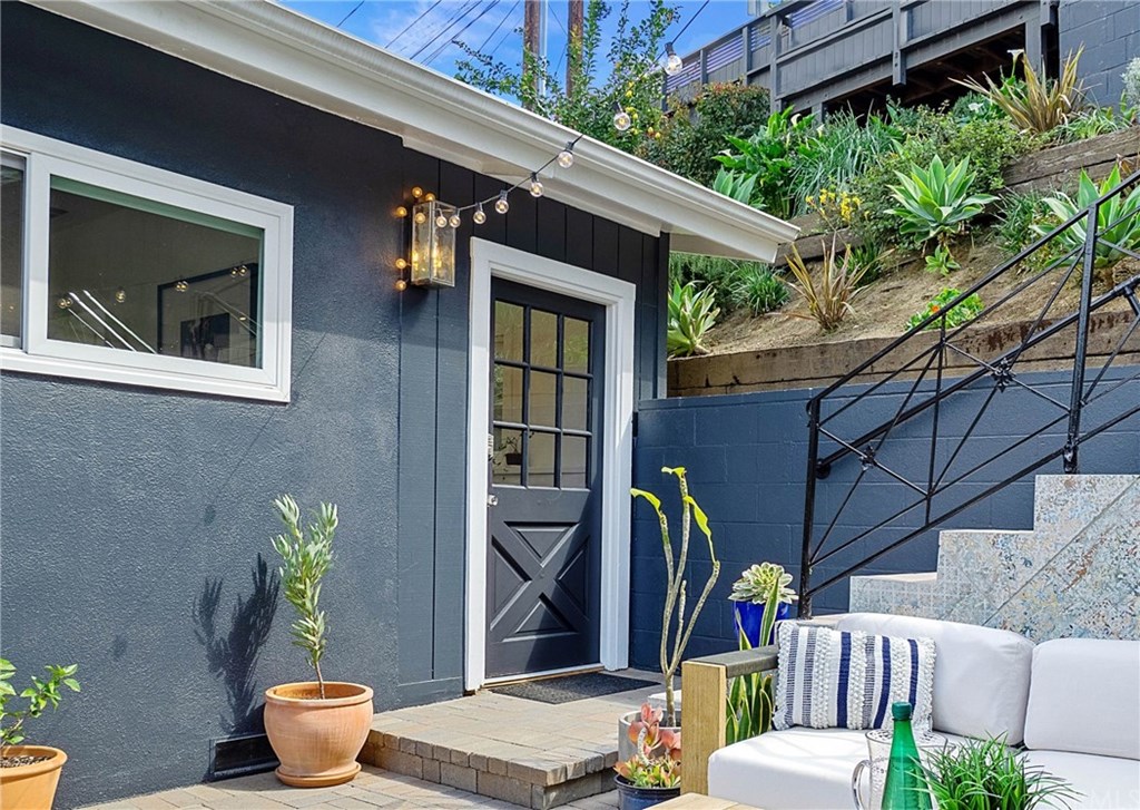 1743 Griffith Park Boulevard Silver Lake, CA 90026 - Photo 3 of 38