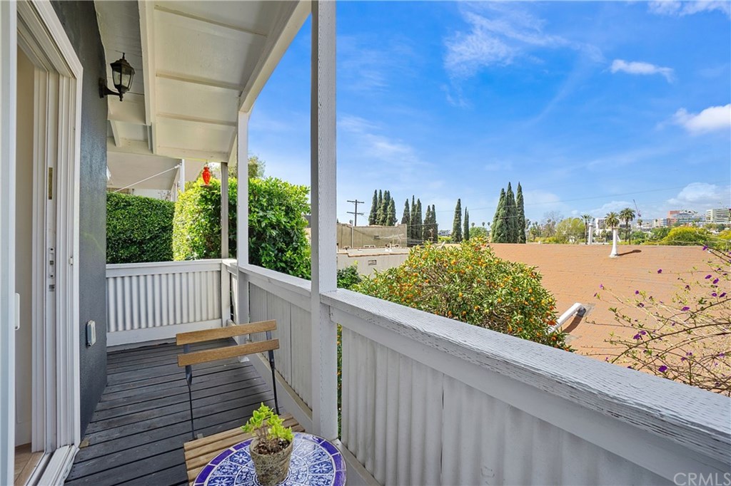 1743 Griffith Park Boulevard Silver Lake, CA 90026 - Photo 21 of 38