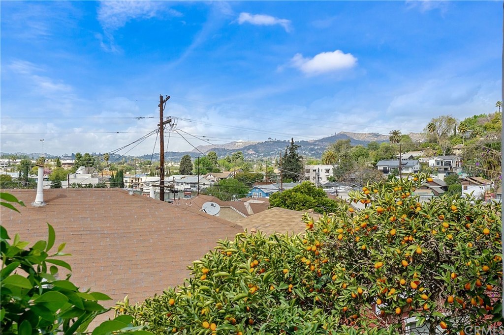 1743 Griffith Park Boulevard Silver Lake, CA 90026 - Photo 22 of 38