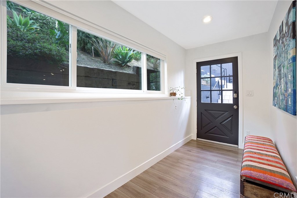 1743 Griffith Park Boulevard Silver Lake, CA 90026 - Photo 5 of 38