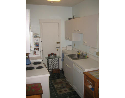 4 Ransom Road, Unit 16 Boston, MA 02135 - Photo 5 of 8