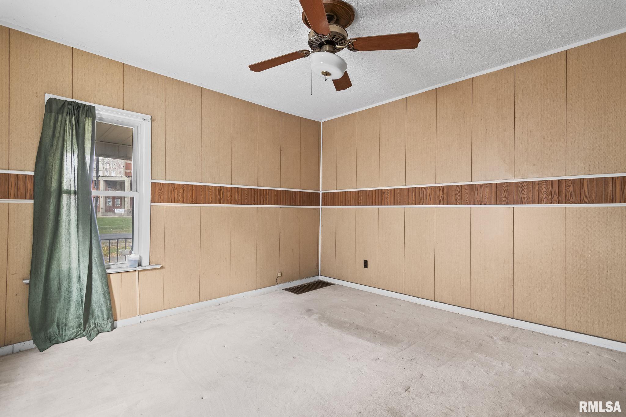 1504 East Phillips Street Springfield, IL 62702 - Photo 16 of 30