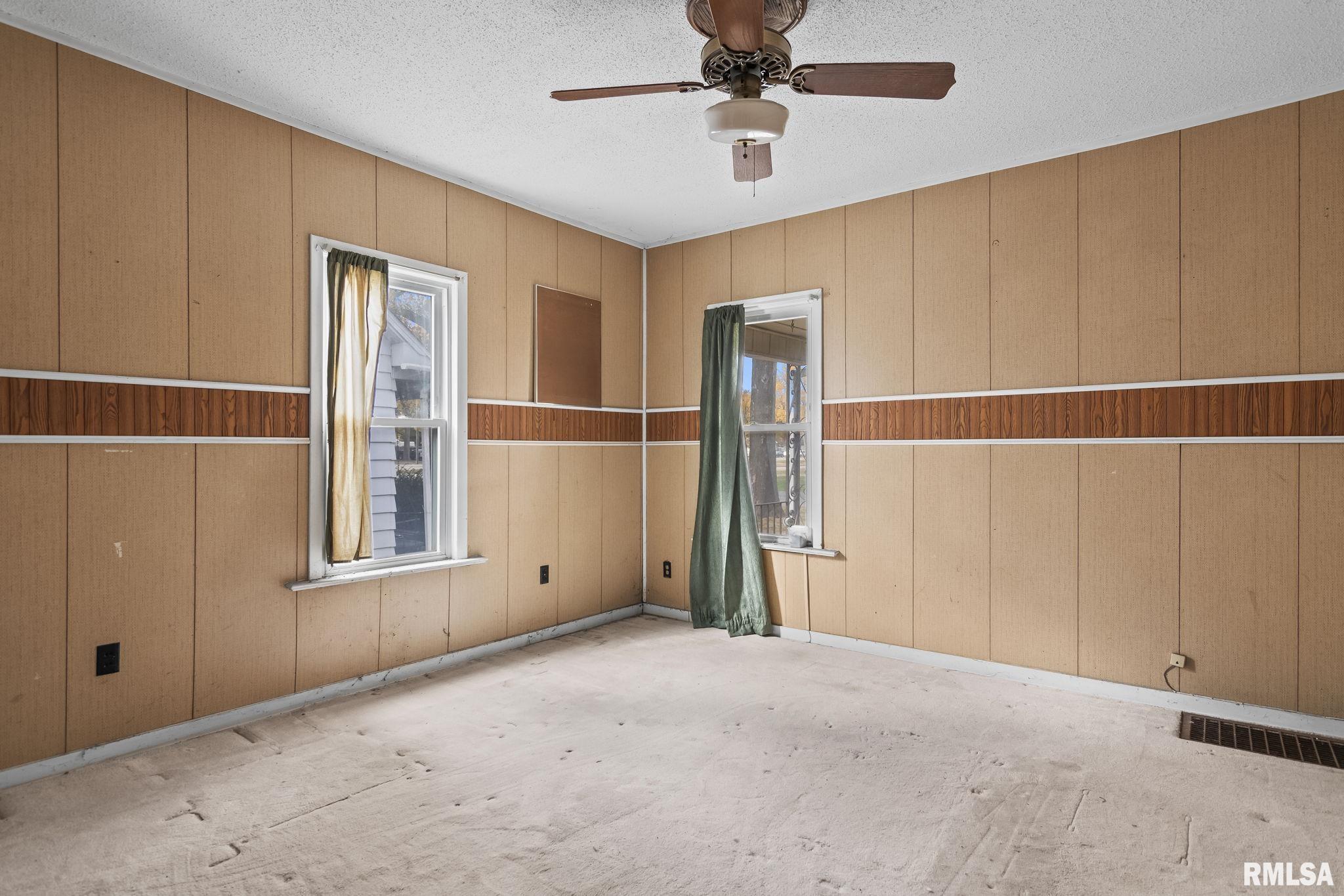 1504 East Phillips Street Springfield, IL 62702 - Photo 17 of 30