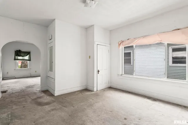 $24,900 | 1504 East Phillips Street, Springfield, IL 62702