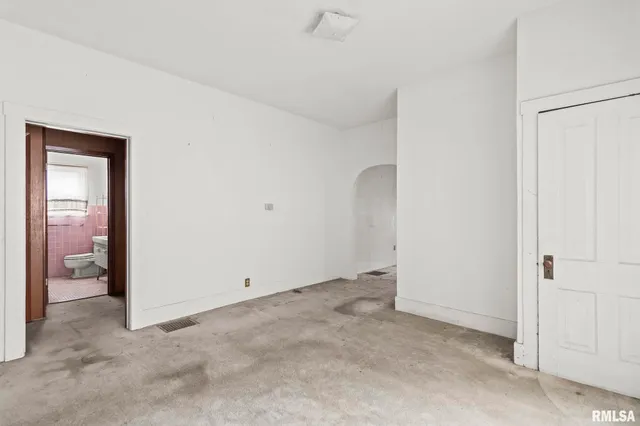 $24,900 | 1504 East Phillips Street, Springfield, IL 62702