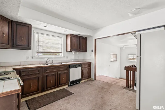 $24,900 | 1504 East Phillips Street, Springfield, IL 62702