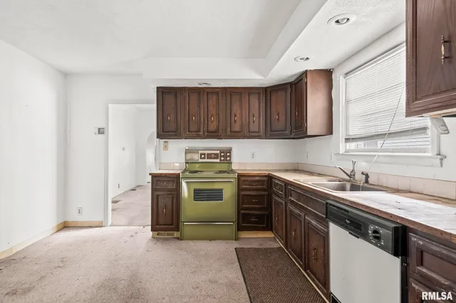 $24,900 | 1504 East Phillips Street, Springfield, IL 62702