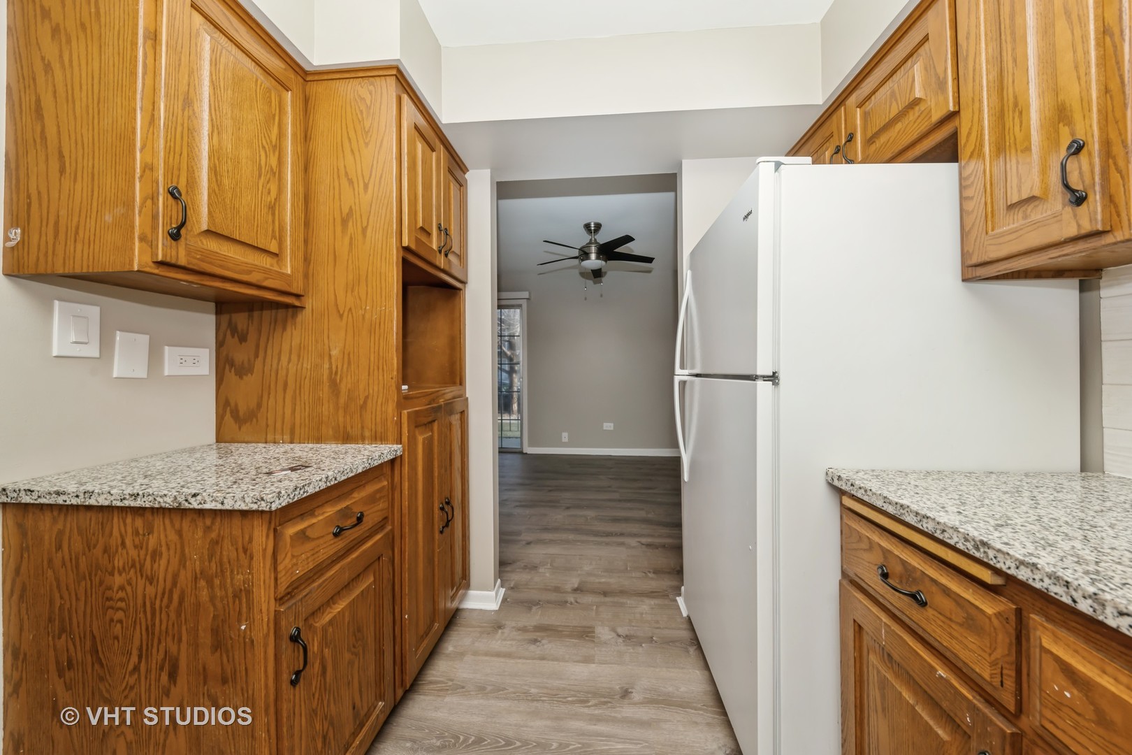 7041 O'Connell Drive, Unit 101 Chicago Ridge, IL 60415 - Photo 5 of 14