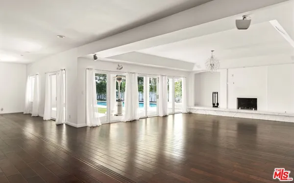 $16,000 | 1605 Loma Vista Drive, Beverly Hills, CA 90210