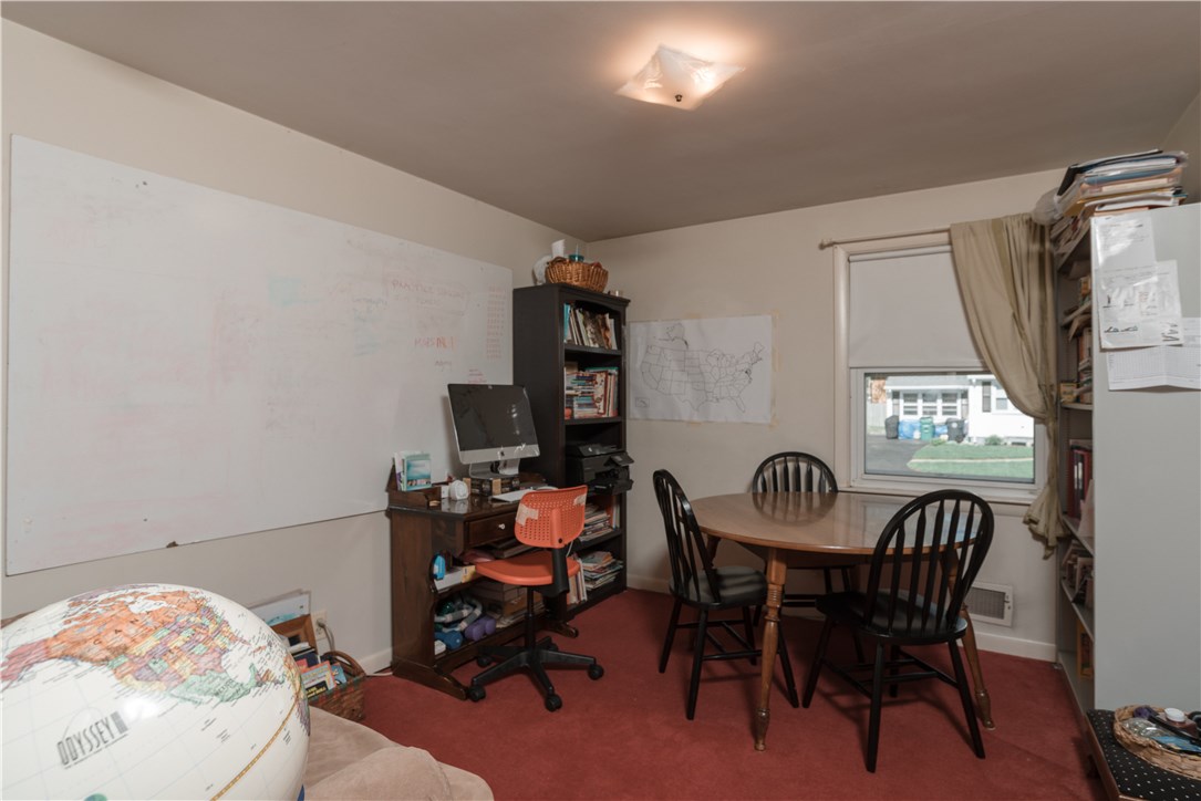 76 Rome Avenue Warwick, RI 02886 - Photo 11 of 12 Gallery Image 11