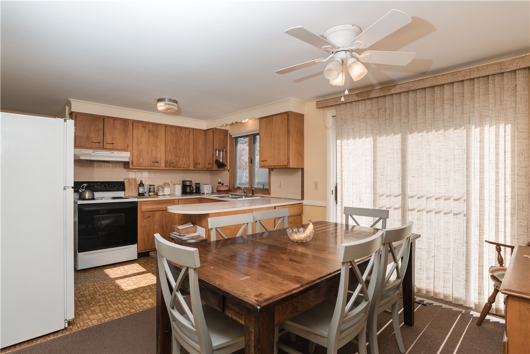 76 Rome Avenue Warwick, RI 02886 - Photo 7 of 12 Gallery Image 7