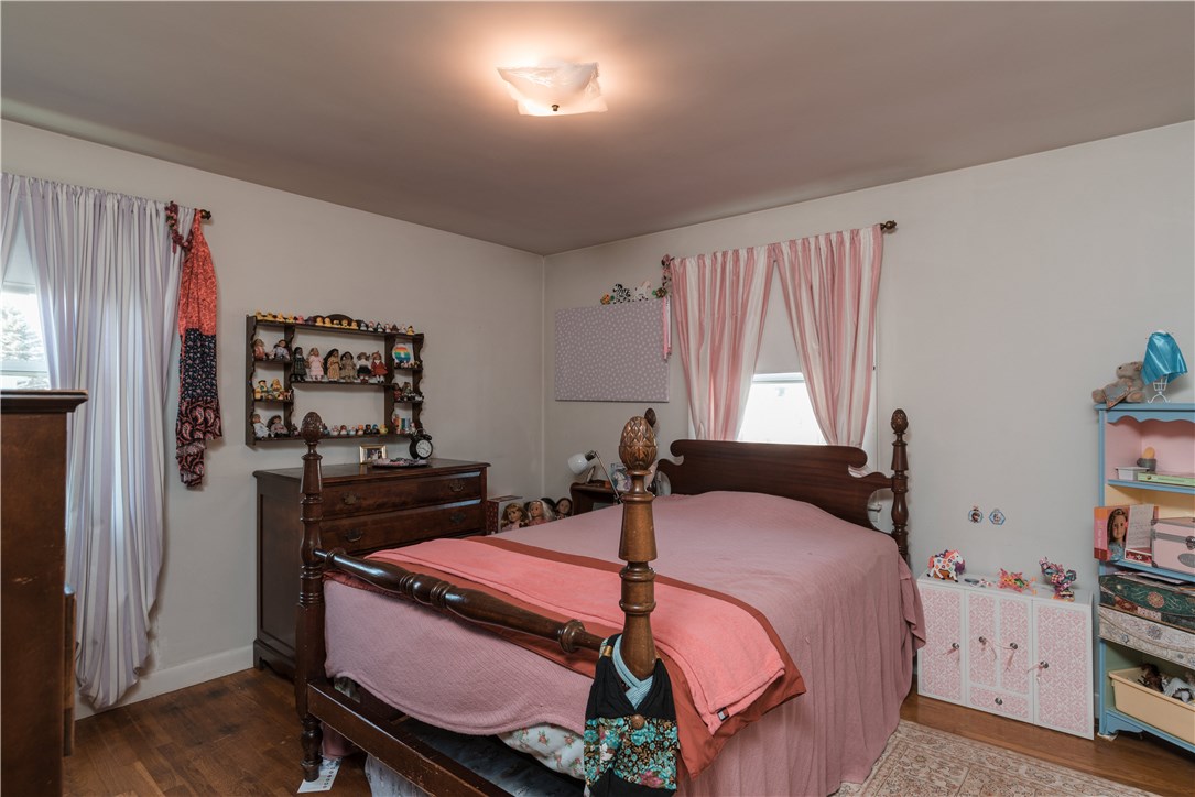 76 Rome Avenue Warwick, RI 02886 - Photo 10 of 12 Gallery Image 10