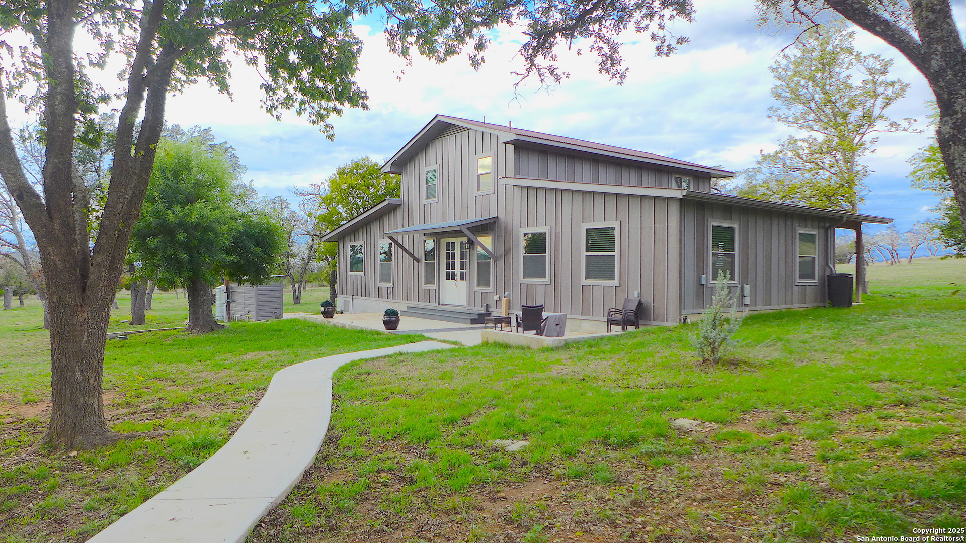 234 Mill Dam Road Comfort, TX 78013 - Photo 2 of 47