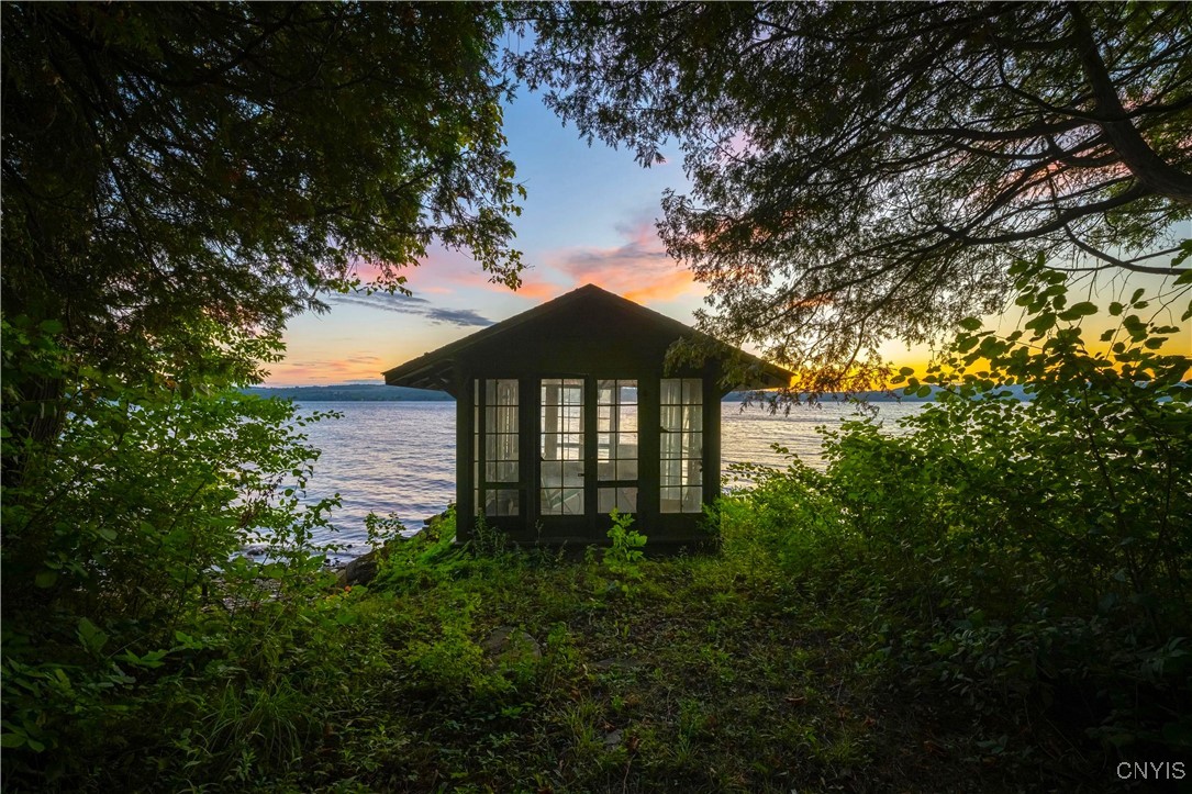 1860 East Lake Road Skaneateles, NY 13152 - Photo 5 of 10