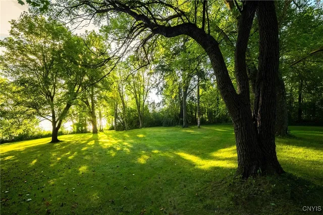 $3,400,000 | 1860 East Lake Road, Skaneateles, NY 13152