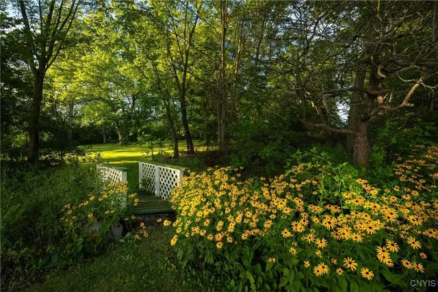 $3,400,000 | 1860 East Lake Road, Skaneateles, NY 13152