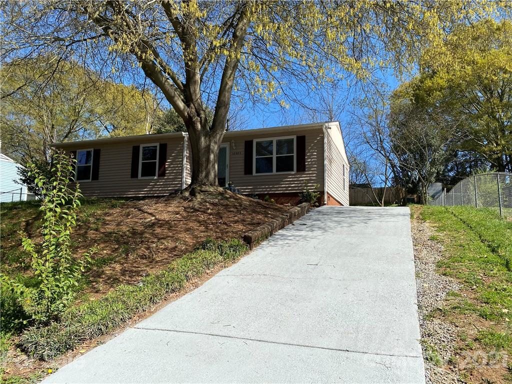 10027 Woody Ridge Road Charlotte, NC 28273 - Photo 1 of 14 Gallery Image 1