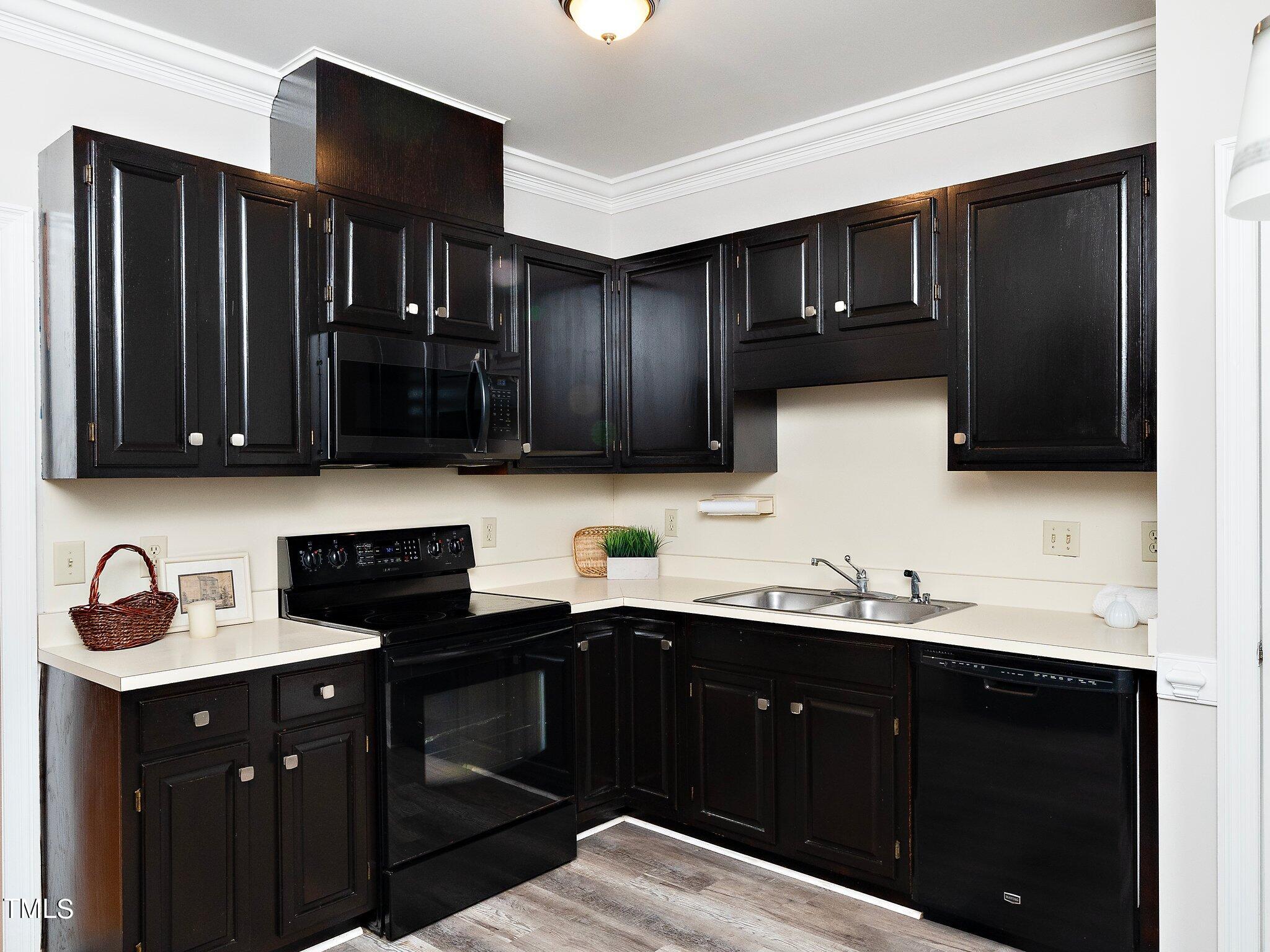 8307 Wycombe Lane Raleigh, NC 27615 - Photo 15 of 29 12-web-or-mls-8307 Wycombe-10