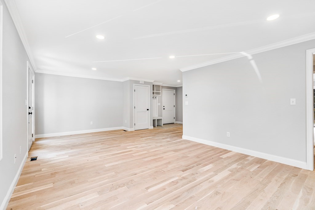 79 Maple Street, Unit 2 Bellingham, MA 02019 - Photo 9 of 26 Gallery Image 9