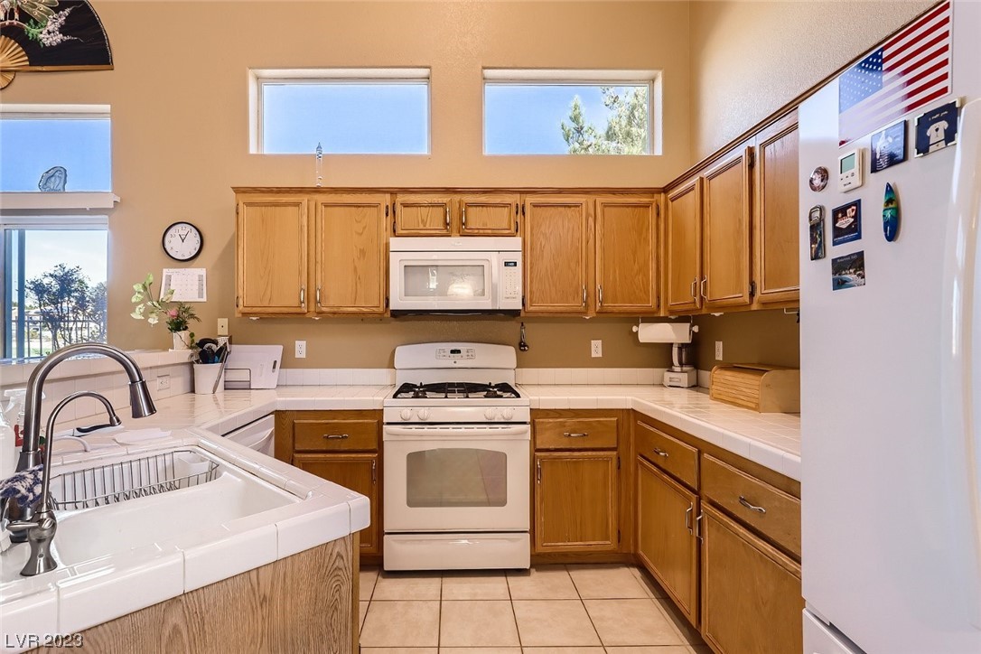 2292 Ramsgate Drive Henderson, NV 89074 - Photo 11 of 44 Gallery Image 11