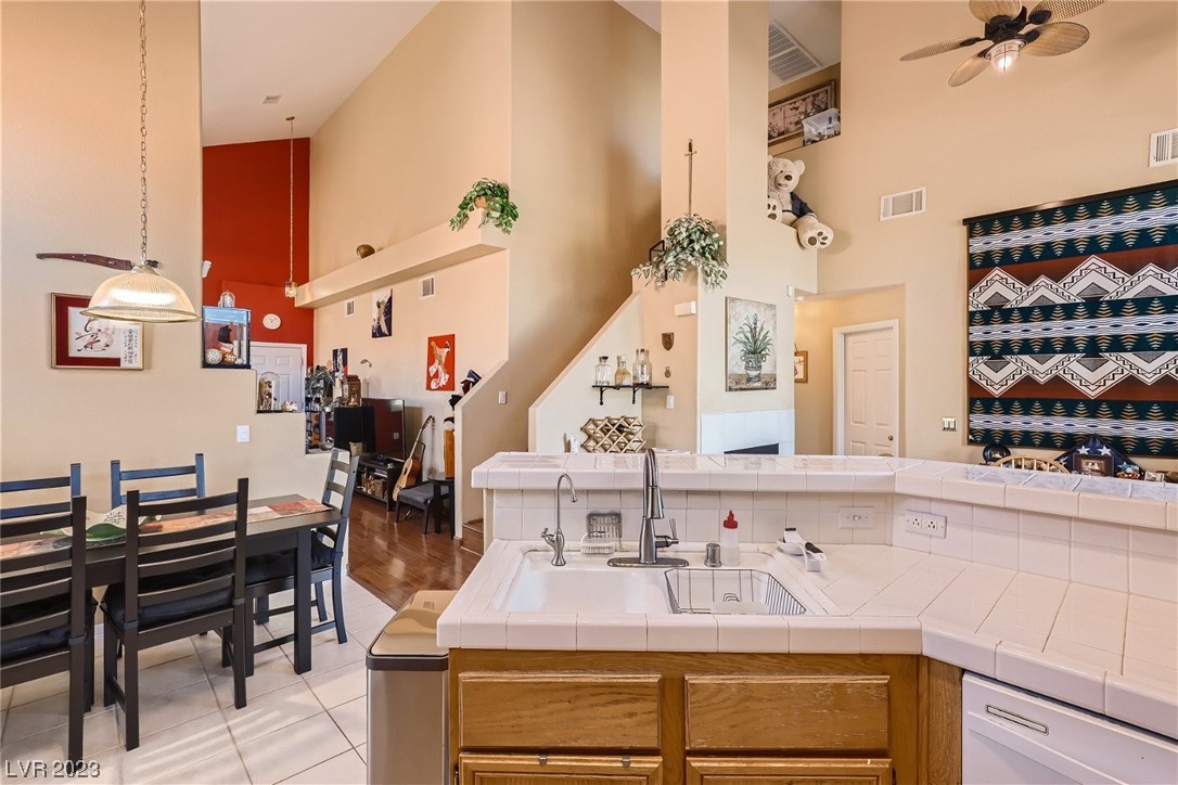 2292 Ramsgate Drive Henderson, NV 89074 - Photo 14 of 44 Gallery Image 14
