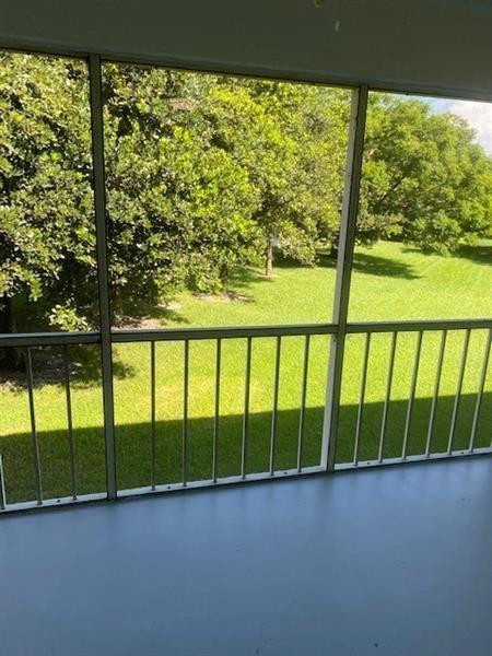 2404 Antigua Circle, Unit E4 Pompano Beach, FL 33066 - Photo 3 of 12 Photo 3