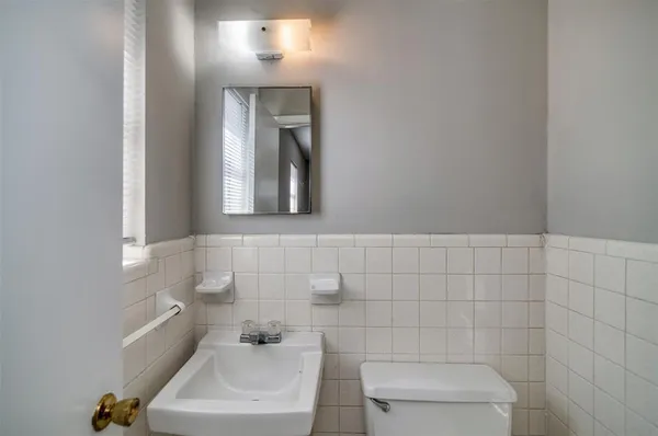 $1,775 | 502 Brown Street, Waxahachie, TX 75165