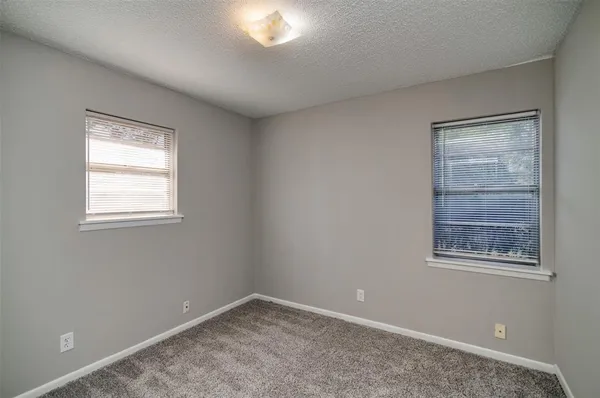 $1,775 | 502 Brown Street, Waxahachie, TX 75165