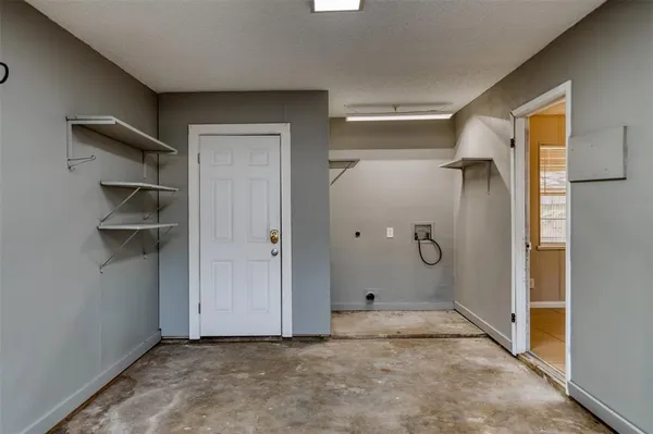 $1,775 | 502 Brown Street, Waxahachie, TX 75165