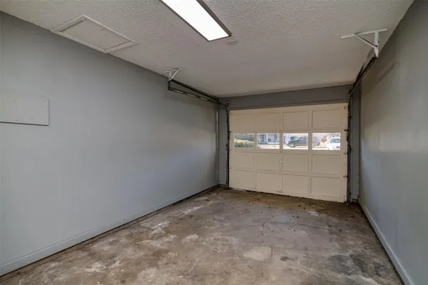 $1,775 | 502 Brown Street, Waxahachie, TX 75165