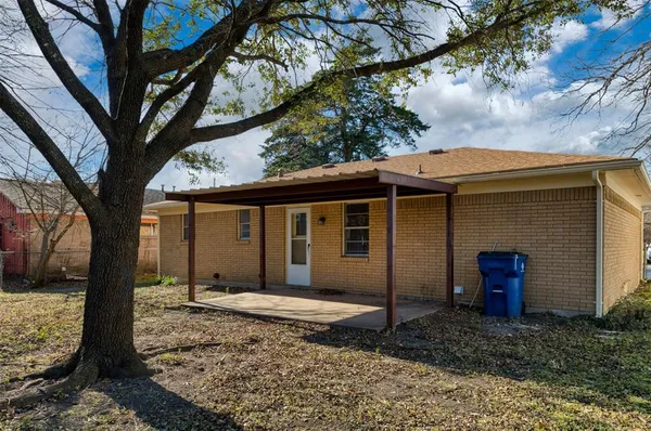 $1,775 | 502 Brown Street, Waxahachie, TX 75165