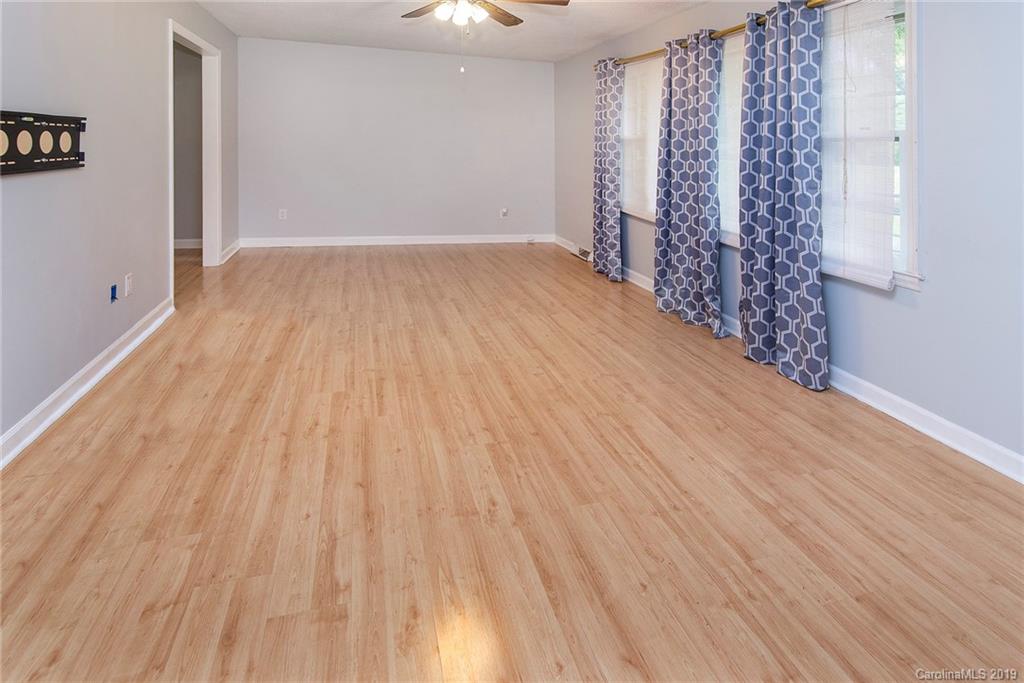 10116 Washam Potts Road Cornelius, NC 28031 - Photo 3 of 21 Gallery Image 3