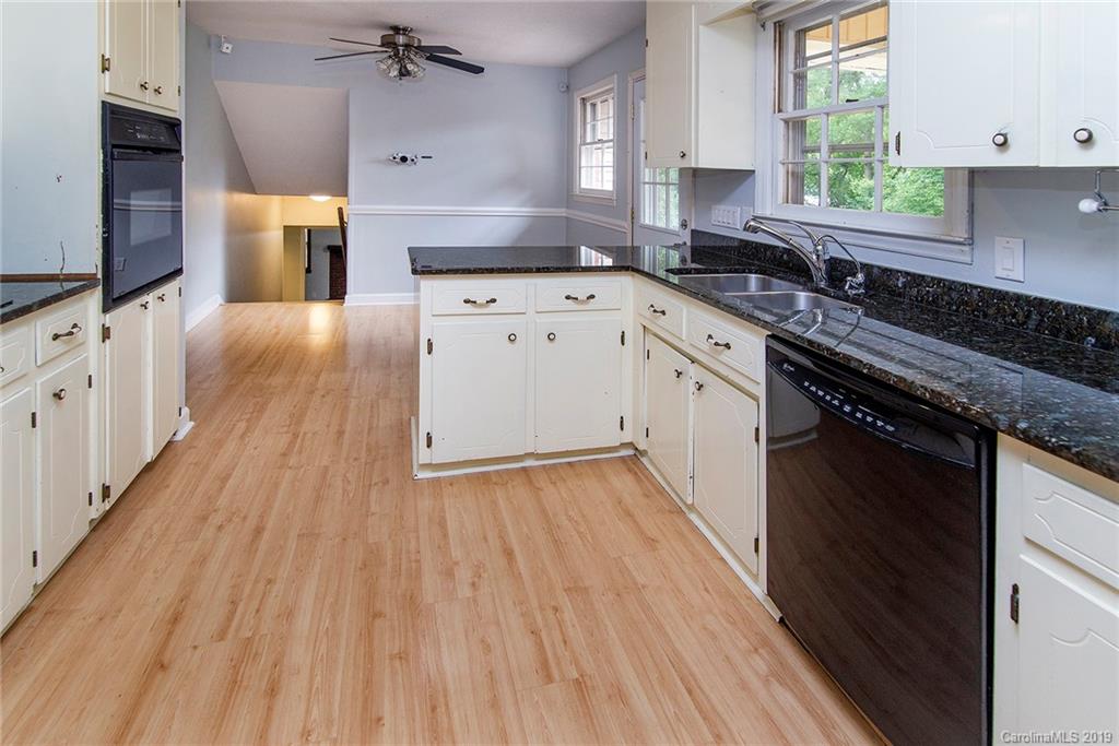 10116 Washam Potts Road Cornelius, NC 28031 - Photo 4 of 21 Gallery Image 4
