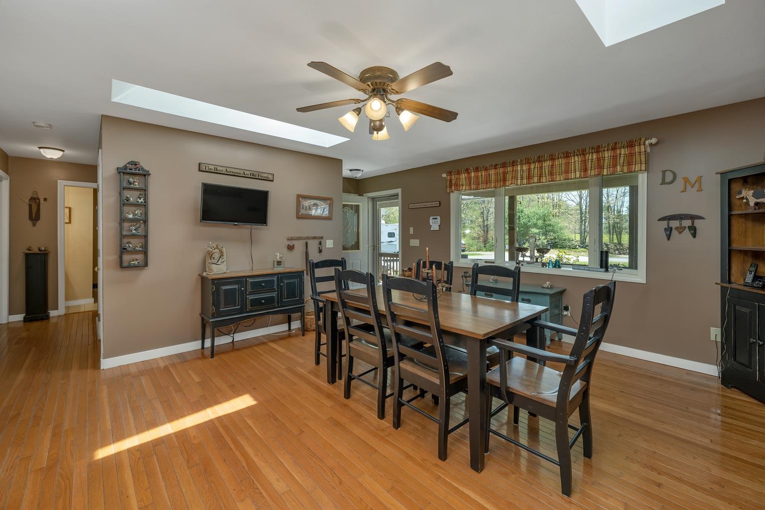 9 Eaton Road Pittsfield, NH 03263 - Photo 11 of 32