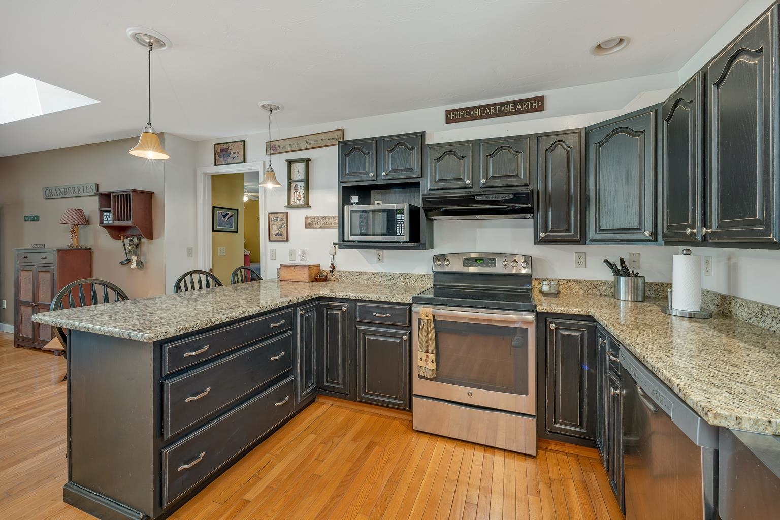 9 Eaton Road Pittsfield, NH 03263 - Photo 14 of 32
