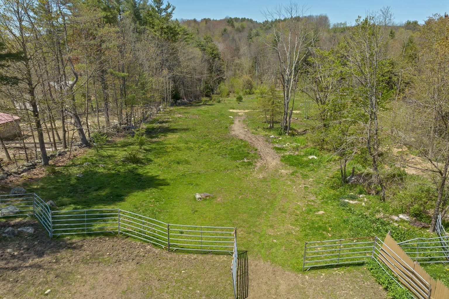 9 Eaton Road Pittsfield, NH 03263 - Photo 26 of 32