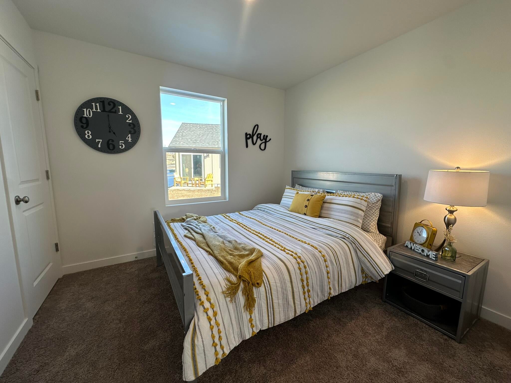 714 Northeast Rickenbacker Road, Unit 135 Madras, OR 97741 - Photo 10 of 13 Photos of similar home, actual finishes may vary