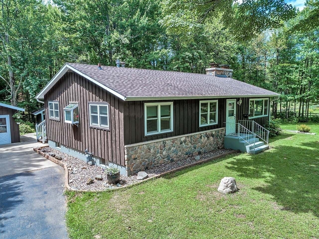 4311 Claire Lane Rhinelander, WI 54501 - Photo 30 of 43 Gallery Image 30